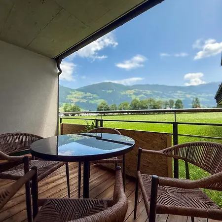Aparthotel Zum Senner Zillertal (adults Only) 4*